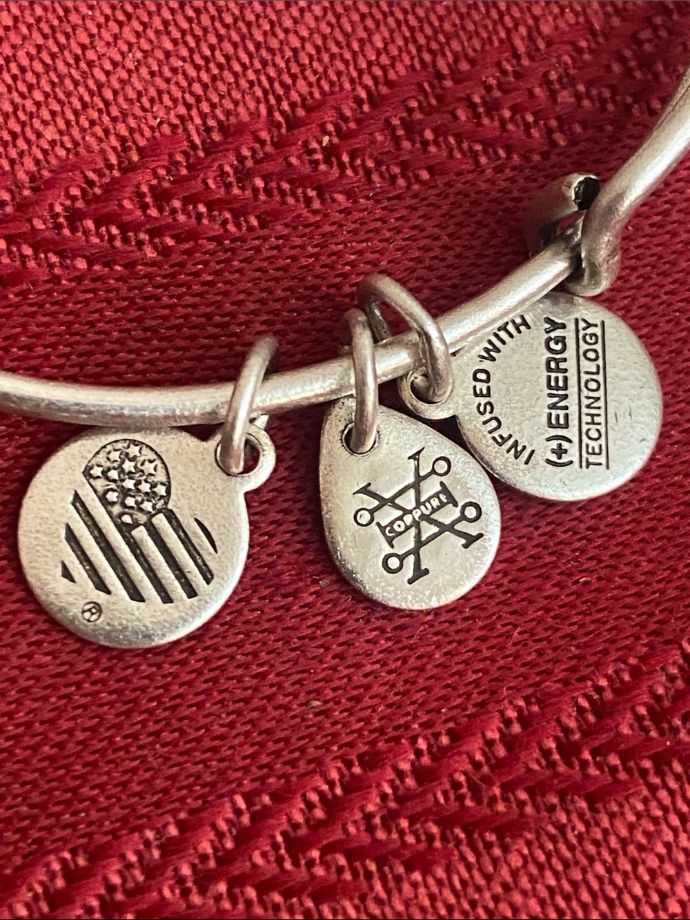 NWT Alex and Ani +Energy Saint Anthony Selflessness Bangle Bracelet - Picture 6 of 8